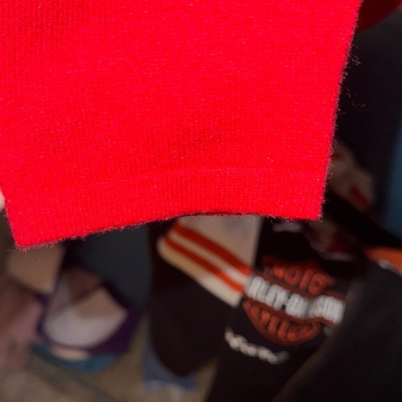 VIVINE LAYERS Women's V-Neck Red Sweater - Picture 3 of 5